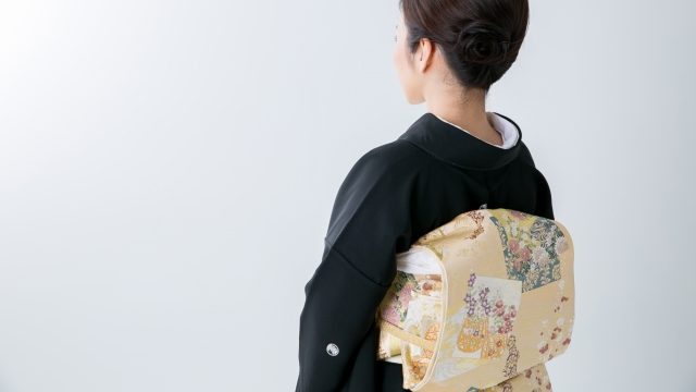 【留袖とは？】黒留袖190 色留袖150 着用シーン｜結婚式にふさわしい選び方｜富山県｜全国配送