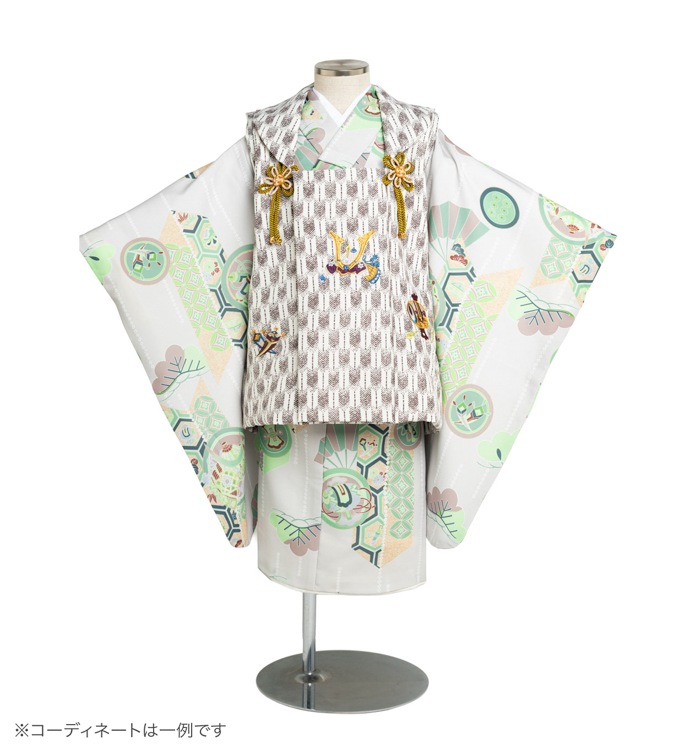 子供きもの　三ツ身着物被布セット　松に宝尽くし　薄グレー