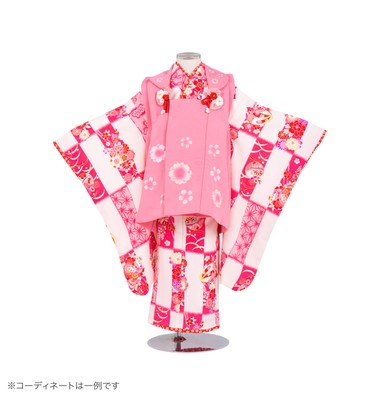 子供きもの　三ツ身被布セット　市松に桜　ピンク