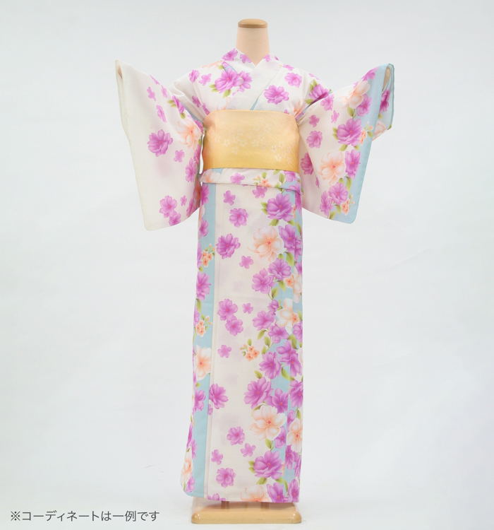 浴衣レンタル　浴衣Mサイズ　花散らし　白色