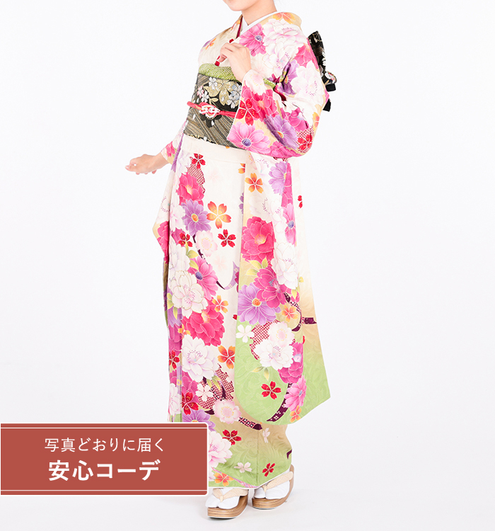 【写真どおりに届く安心コーデ】振袖レンタル　振袖Mサイズ　百花繚乱　白