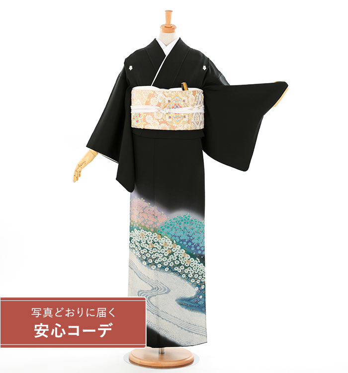【写真どおりに届く安心コーデ】黒留袖レンタル　黒留袖Lサイズ　ブランド：YUMI KATSURA　波に菊　五つ紋：桔梗