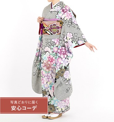 【写真どおりに届く安心コーデ】振袖レンタル　振袖Mサイズ　絞り風　鹿の子文様　黒/白